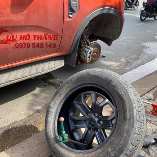 Vá vỏ lưu động Sài Gòn