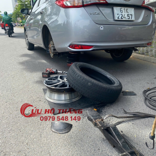 Vá vỏ ô tô lưu động quận Bình Tân - Cứu Hộ Thắng