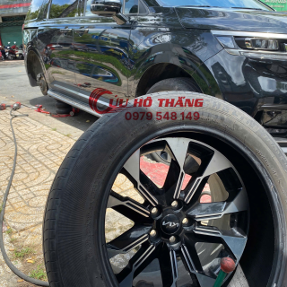 Vá vỏ ô tô lưu động TPHCM