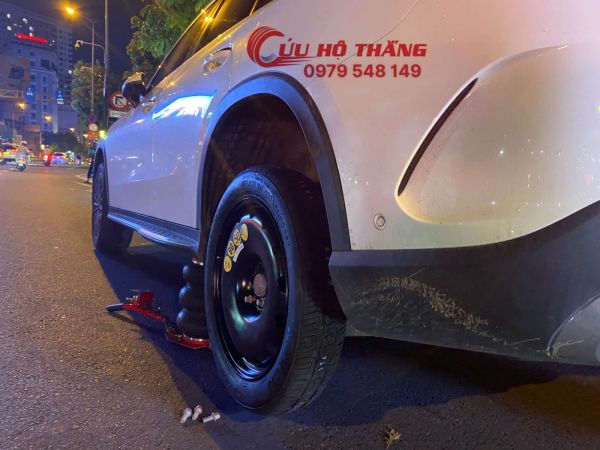 Vá vỏ lưu động quận 7