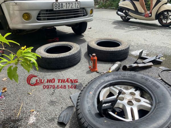 Dịch vụ vá xe lưu động gần đây