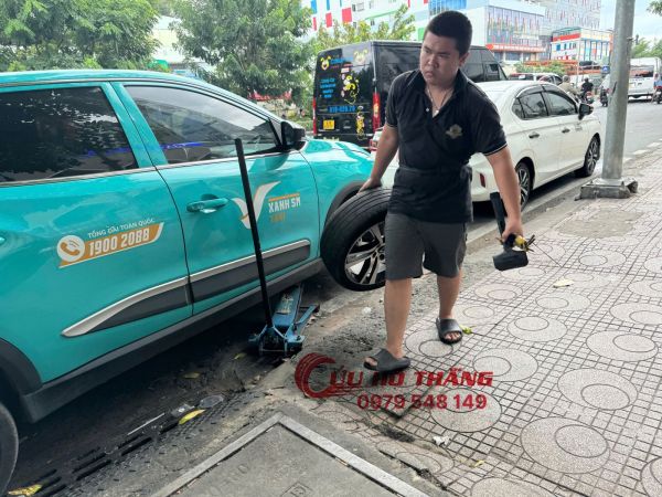 Vá vỏ ô tô lưu động quận 4 quận 5 quận 6 