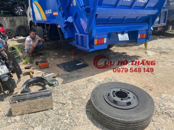 Vá vỏ ô tô quận 12 quận Tân Bình quận Gò Vấp