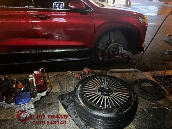 Dịch vụ vá vỏ lưu động gần đây